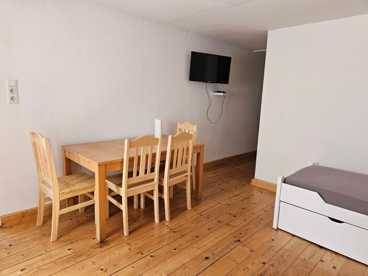 B76, Lauterach, Vorarlberg Apartments Exterior foto